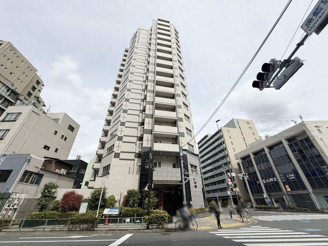 【現況写真】 | グラーサ白金高輪 | 外観と前面道路の様子。～即日のご見学可能～　お問合せはお気軽にどうぞ。
