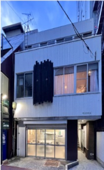 ギンザヤビル