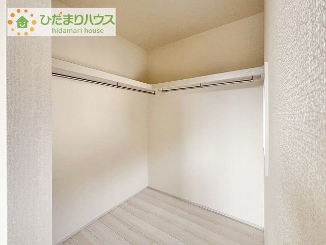 【収納】 | かすみがうら市下稲吉2期　新築戸建　7号棟 | 新婚さんにおすすめ！奥様に喜ばれる収納たっぷりのウォークインクローゼット付です☆