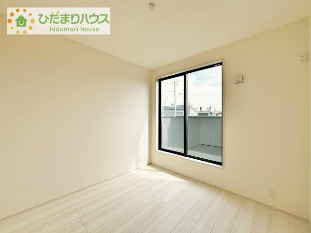【洋室】 | かすみがうら市下稲吉2期　新築戸建　7号棟 | ２階に4部屋あるので、パパの書斎やママの趣味の部屋も実現可能です(^O^)