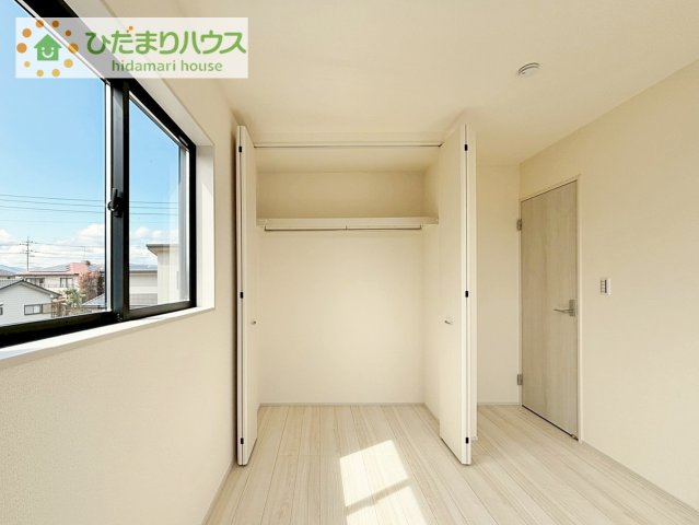 【収納】 | かすみがうら市下稲吉2期　新築戸建　7号棟 | ハンガーパイプ付でお洋服の出し入れもラクラクです！