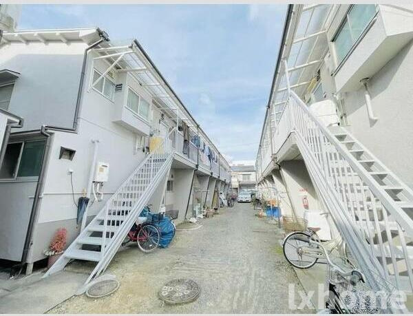 中里文化3号棟の外観