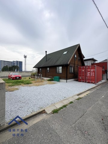 東区西戸崎３丁目　戸建ての駐車場