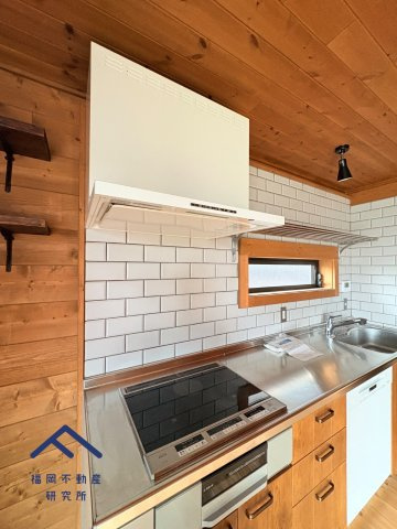 東区西戸崎３丁目　戸建てのキッチン