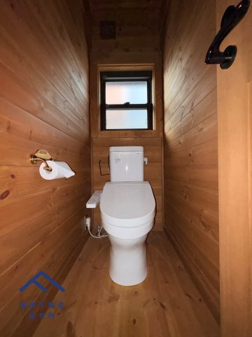 東区西戸崎３丁目　戸建てのトイレ