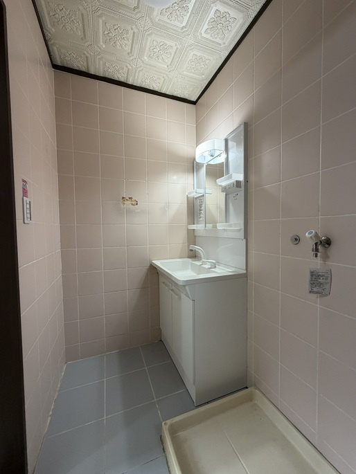 千葉市中央区白旗戸建の洗面所|オンライン対能応可！