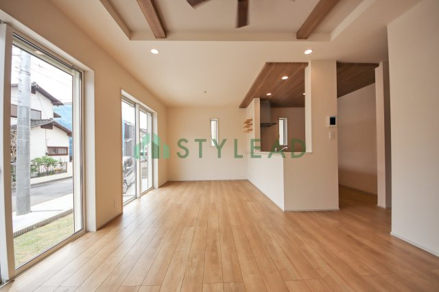 【居間・リビング】