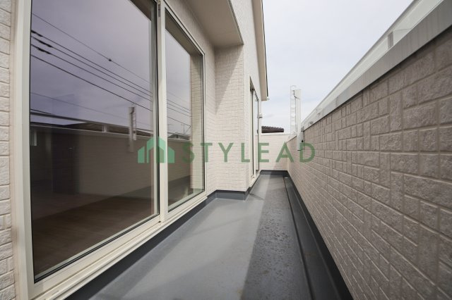 【バルコニー】