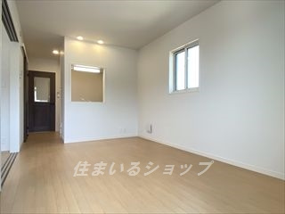 スターリット・スカイ・Ｔの居間・リビング|明るい角部屋