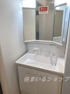 スターリット・スカイ・Ｔの洗面所|三面鏡付きシャンプードレッサー