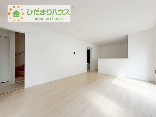 【居間・リビング】 | 取手市宮和田第9　新築戸建　1号棟 | 早くお仕事終わらせて、家に帰りたくなるようなリビングです(^^♪