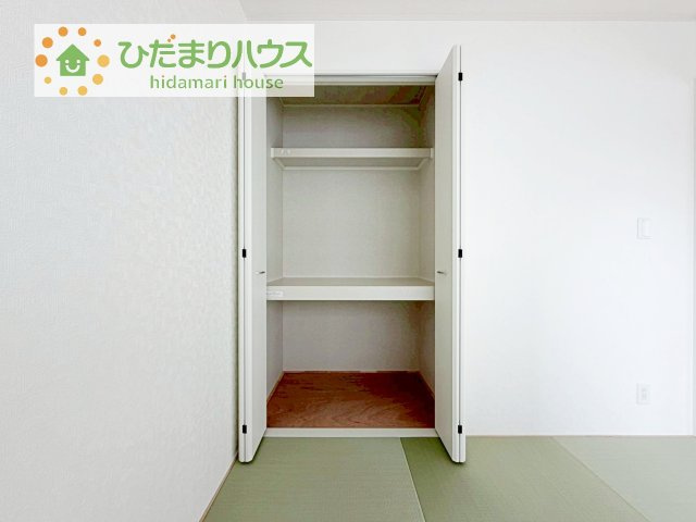 【収納】 | 取手市宮和田第9　新築戸建　1号棟 | 和室の収納は横開きクローゼット！
しまった物の出し入れも楽々です(^^)