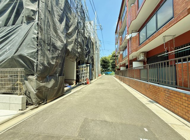 板橋区小豆沢4丁目 全2棟 1号棟のその他|【施工例写真　リビング】