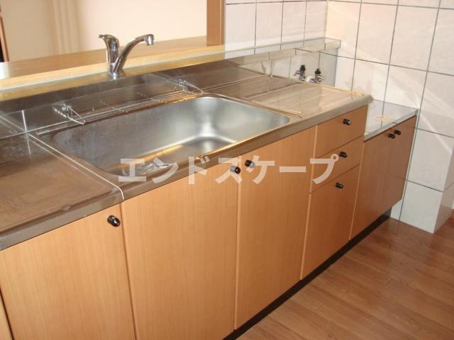 グローリアス・キャッスルⅡのキッチン|キッチン
高崎、前橋のお部屋探しはエンドスケープまで！お客様の理想お聞かせ下さい♪