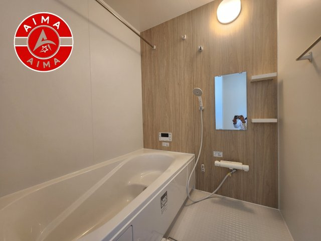 福岡市早良区次郎丸4丁目第1-3棟(3号棟)の内観：施工例|1日の疲れを癒してくれる広々バスルーム。雨の日のお洗濯にも大活躍な浴室乾燥機付です！