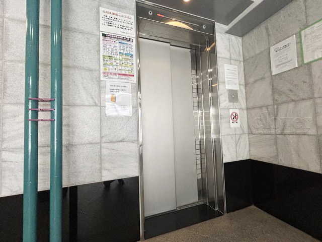 【設備】 | パレトーホー浅草 | 無いと困ってしまう設備の筆頭がエレベーター。定期的なメンテナンスが必要な大型機械です。よく整備されていることをご確認ください。～即日のご見学可能～　お問合せはお気軽にどうぞ。
