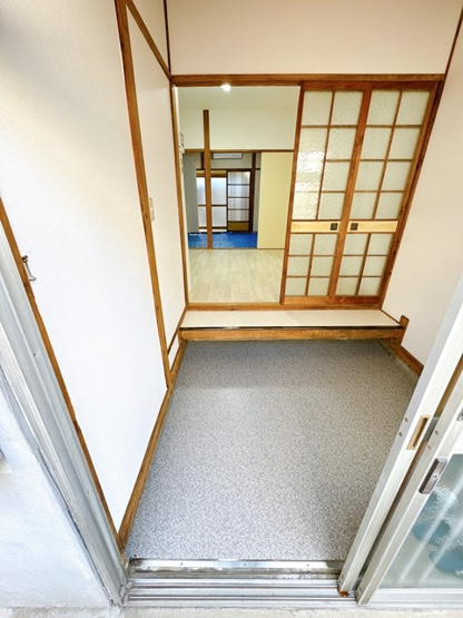 【玄関】 | 寿町貸家