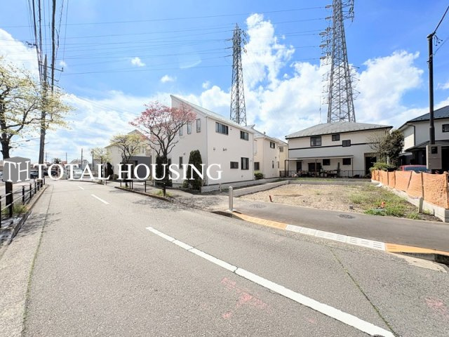 【前面道路含む現地写真】 | 府中市西府町4丁目　新築戸建　全2棟