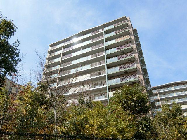 エルグレース彩都箕面 B棟の外観