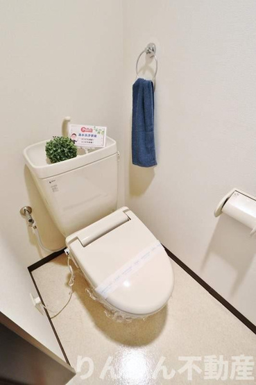 【トイレ】 | ラヴィアン・ドゥⅡ | 落ち着いたトイレです