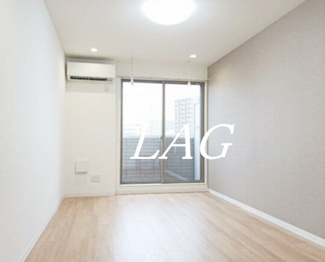 【居間・リビング】 | ウィンドテラス新千葉 | 洋室のお部屋です。