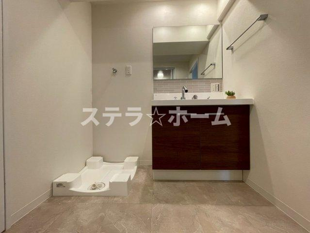 北千里セントポリアの独立洗面台|独立洗面化粧台が付いています