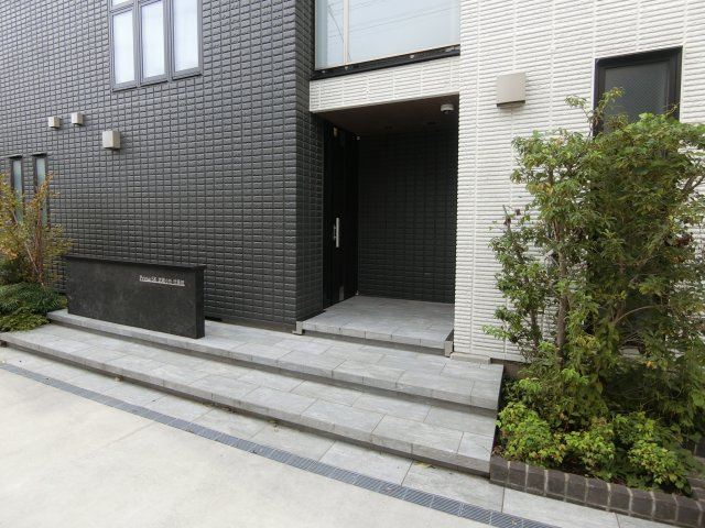 プリマSK武蔵小杉弐番館のエントランス