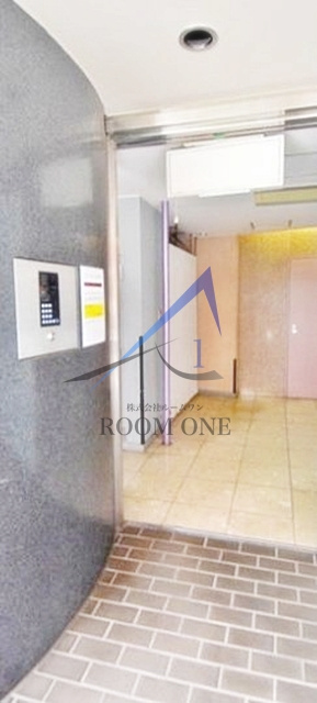 オーク・ビルのエントランス|エントランスです。