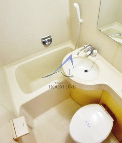 オーク・ビルの浴室|お風呂です。