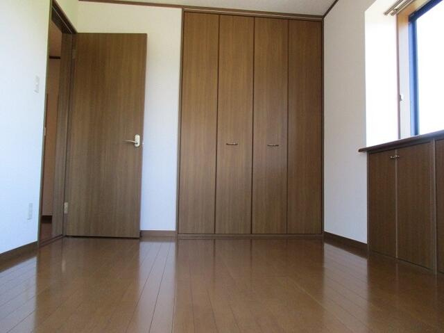 ハイグランド中井坂-Ⅱ　A棟の内装