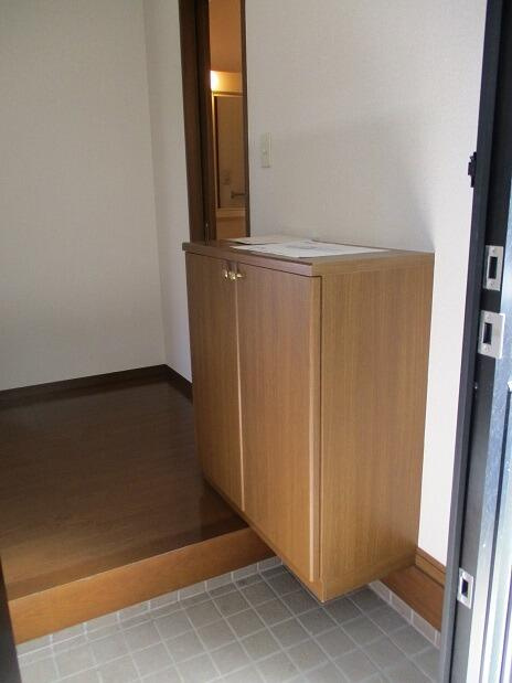 ハイグランド中井坂-Ⅱ　A棟の玄関