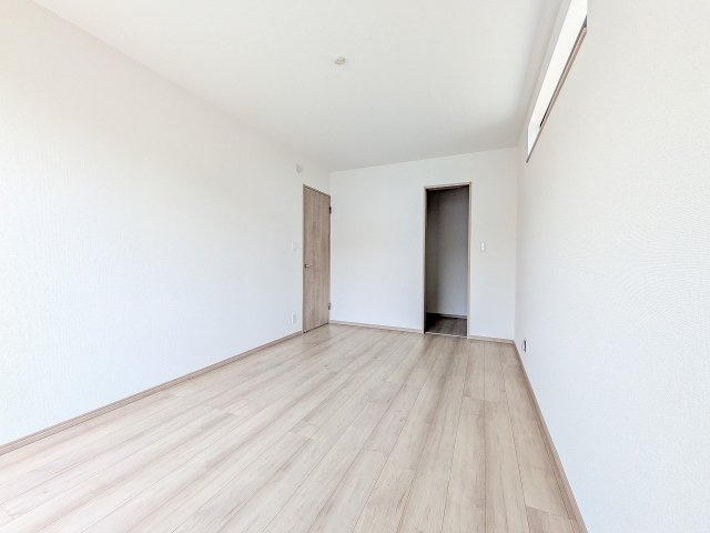 八王子市　弐分方町　新築一戸建て　１１期の収納|～ウォークインクローゼットでお荷物がスッキリ収まります～