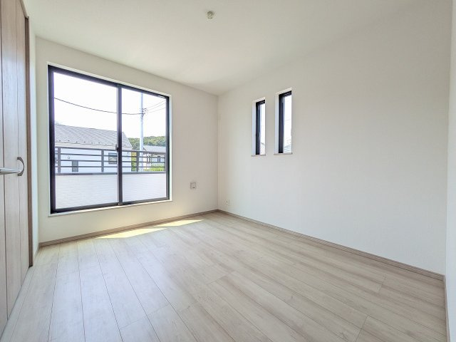 八王子市　弐分方町　新築一戸建て　１１期の洋室|～2階バルコニーに面している5.25帖の洋室です～