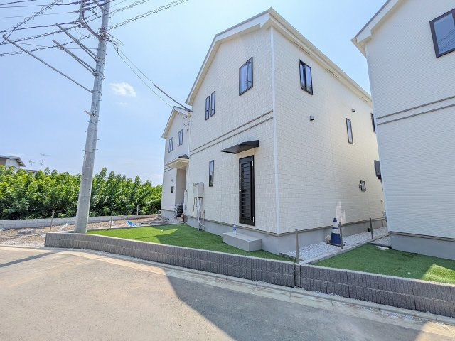 八王子市　弐分方町　新築一戸建て　１１期の外観|～保育園や小中学校が近く、子育てのしやすい住環境　全棟2台駐車可能カースペース付き～