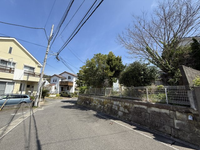 海まで10分！緑の多い住宅街　スローライフの前面道路含む現地写真|前面道路