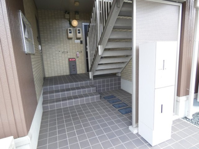 【エントランス】 | サンルーチェみほり