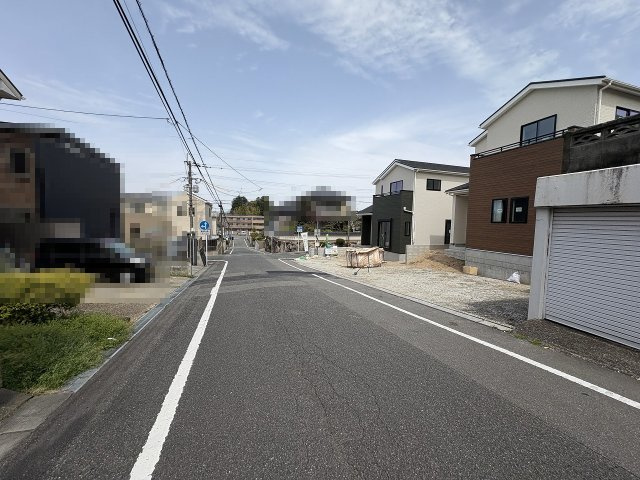 【その他】 | 大野城市南ケ丘5丁目6期　2号棟（全2棟）【仲介手数料無料・0円】 | 現地写真。前面道路です。