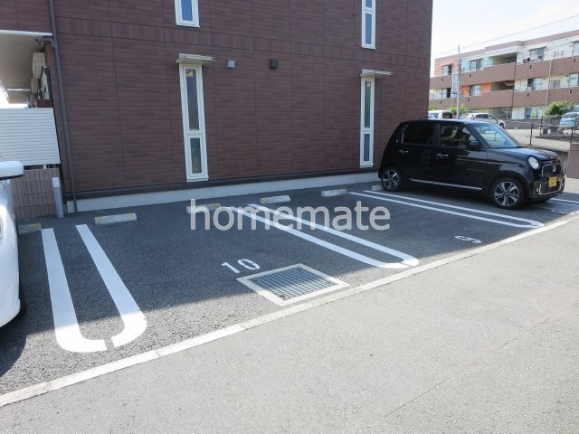熊本市西区池田１丁目のアパートの駐車場