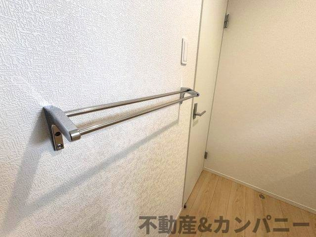 クレイドルガーデン東温市南方第2-1号棟　東温市南方の新築戸建のその他|タオル掛けです