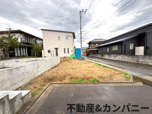 クレイドルガーデン東温市南方第2-1号棟　東温市南方の新築戸建の駐車場|駐車場があるので、車を買う予定の方も安心です