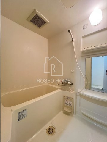 カーサ セレーネの浴室|同マンション別部屋：参考写真