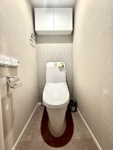 綱島ダイヤモンドマンションのトイレ|清潔感と機能性を兼ね備えたトイレは、日々の暮らしをさりげなく支える大切な空間です。