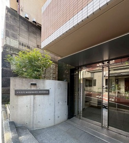 【エントランス】