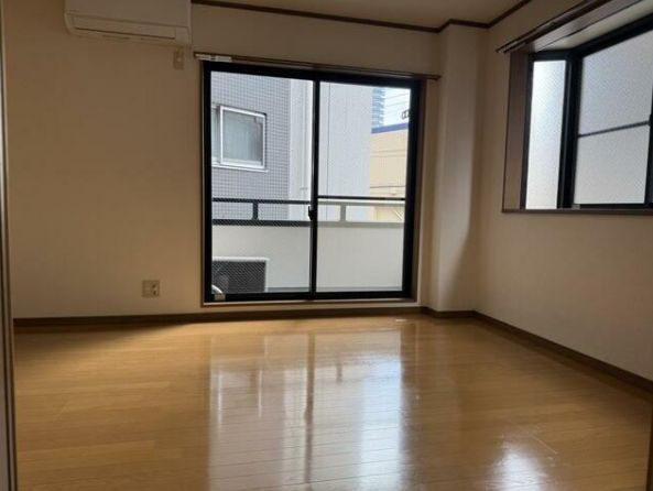パークタウン川口の洋室|別号室の参考写真です。