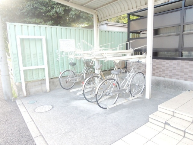 パークタウン川口のその他共用部分|別号室の参考写真です。