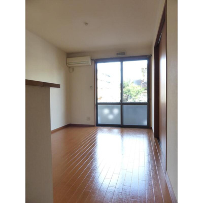 【居間・リビング】 | ヴィラ・グレイス C