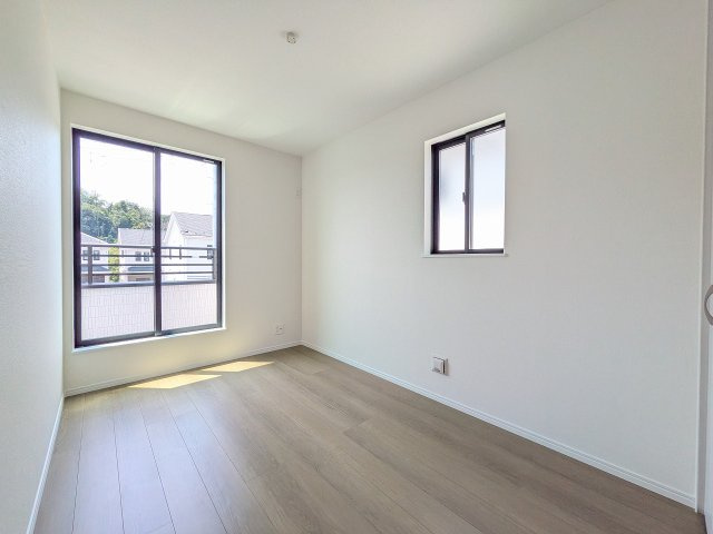 八王子市　弐分方町　新築一戸建て　１１期の子供部屋|～2階バルコニーに面している5.06帖の洋室です～