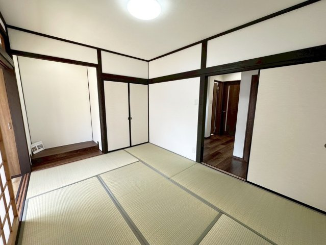 大枝北沓掛町３丁目の和室