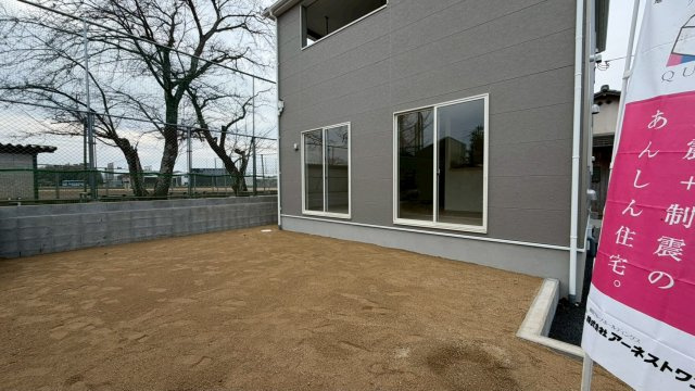 【庭】 | アーネストワン　八女市蒲原第二