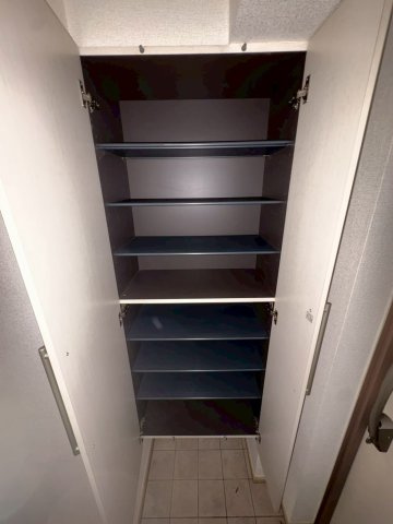 エテルノの玄関